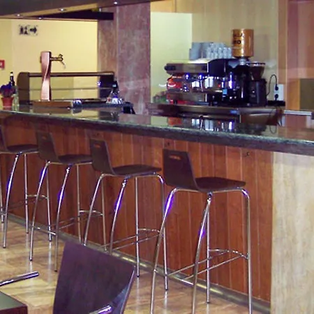 Hotel Sant Quirze De Besora Hotel 3*
